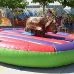 animacion infantil castellon atracciones toro mecanico